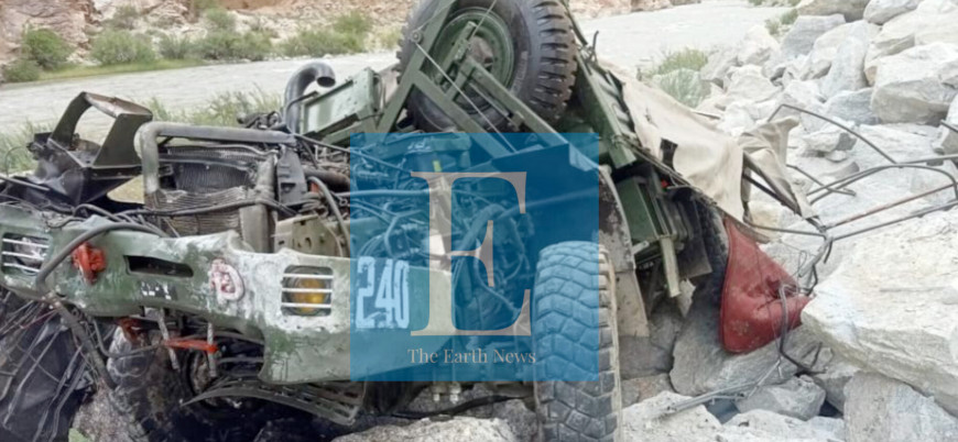 Keşmir'deki şüpheli kazada 9 Hint askeri öldü