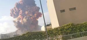 Lübnan'ın başkenti Beyrut'ta şiddetli patlama