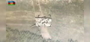 Azerbaycan, Ermenistan tanklarını 'kamikaze drone'lar ile avlıyor