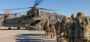 Trump: Afganistan'daki askerlerimiz Noel'e kadar evlerinde olmalı