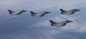 Fransız savaş uçakları Orta Afrika Cumhuriyeti semalarında