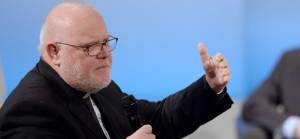 Alman Başpiskoposu kiliselerde yaşanan tacizler nedeniyle istifa etti