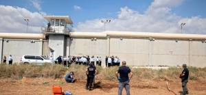 İsrail hapishaneden kaçan Filistinli mahkumların ailelerini hedef alıyor