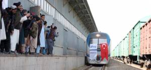 Türkiye'nin gönderdiği yardım treni Afganistan'a ulaştı