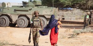 Kıtlıktan kaçan Somalili kadınlara kamplarda sistematik tecavüz