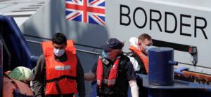 İngiltere Yüksek Mahkemesi: Göçmenlerin Ruanda'ya gönderilmesi hukuka uygun