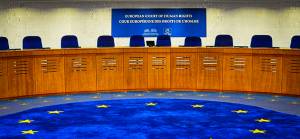 İngiltere AİHM'den ayrılabilir