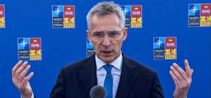 NATO Genel Sekreteri Stoltenberg: Bugün tarihi kararlar alacağız