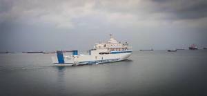 Yunanistan'ın taciz ateşi açtığı 'Anatolian' gemisi Çanakkale Boğazı'nda