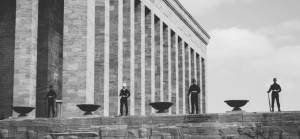 Anıtkabir'in masraflarını paylaşan vatandaşa 18 ay hapis cezası verildi