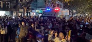 Çin'de protestoların ardından Kovid-19 tedbirleri gevşetiliyor