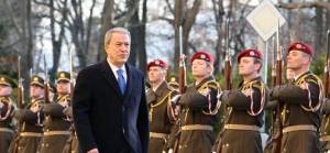 Akar: İsveç Savunma Bakanı Türkiye'ye gelecek