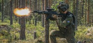 İsveç ve Finlandiya neden tarafsızlıktan vazgeçip NATO üyesi olmak istedi?