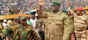 Nijer cuntası ABD'nin eğittiği askeri isimleri vali olarak atadı