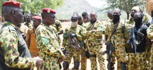 Burkina Faso ve Mali, askeri müdahale halinde Nijer'in yanında yer alacak