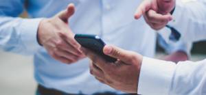 Öğrencilere vergisiz telefonun detayları belli oldu