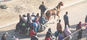 İsrail Gazze'de evlerine geri dönmeye çalışan Filistinlilere ateş açtı