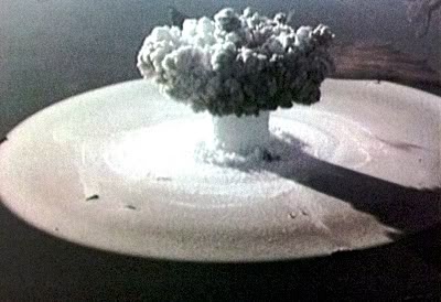 Sovyetler Birliği'nin deniz altında test ettiği nükleer bomba (21 Eylül 1955)